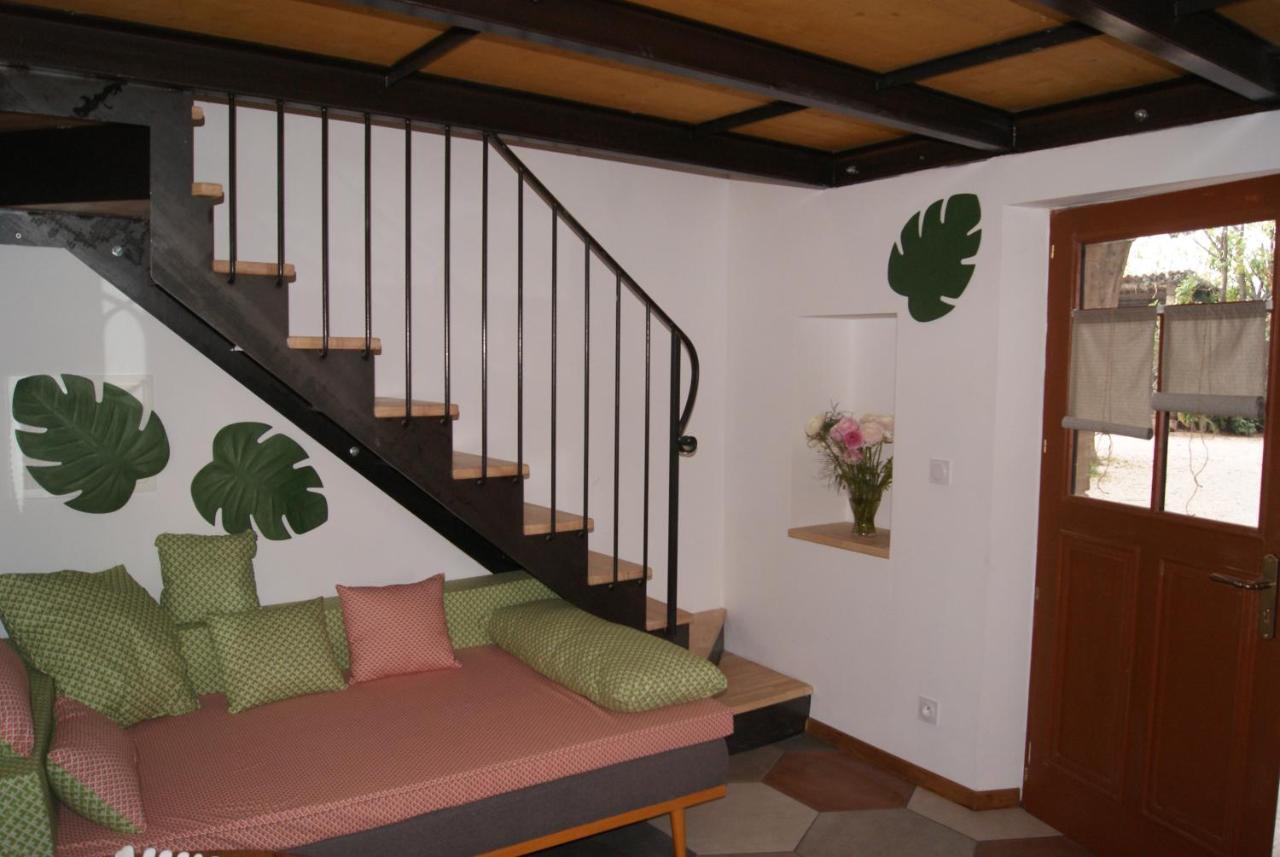 Le Bourguet Bed & Breakfast Solliès-Pont Екстериор снимка
