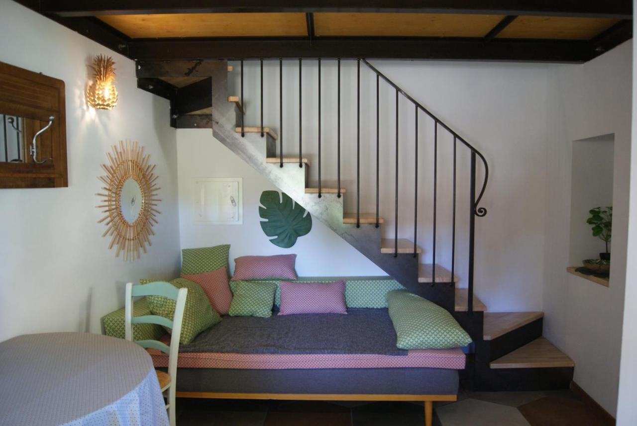 Le Bourguet Bed & Breakfast Solliès-Pont Екстериор снимка