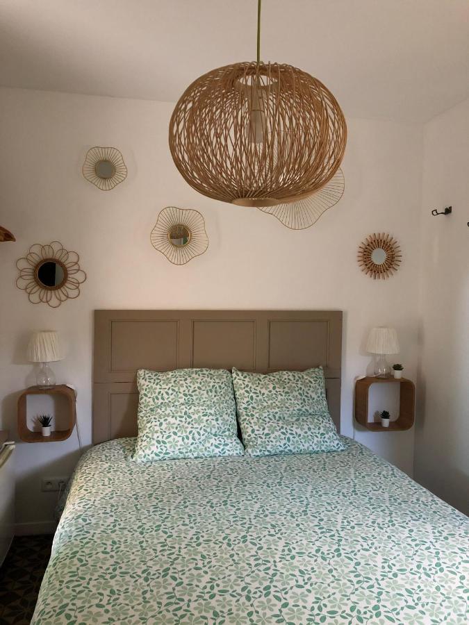 Le Bourguet Bed & Breakfast Solliès-Pont Екстериор снимка