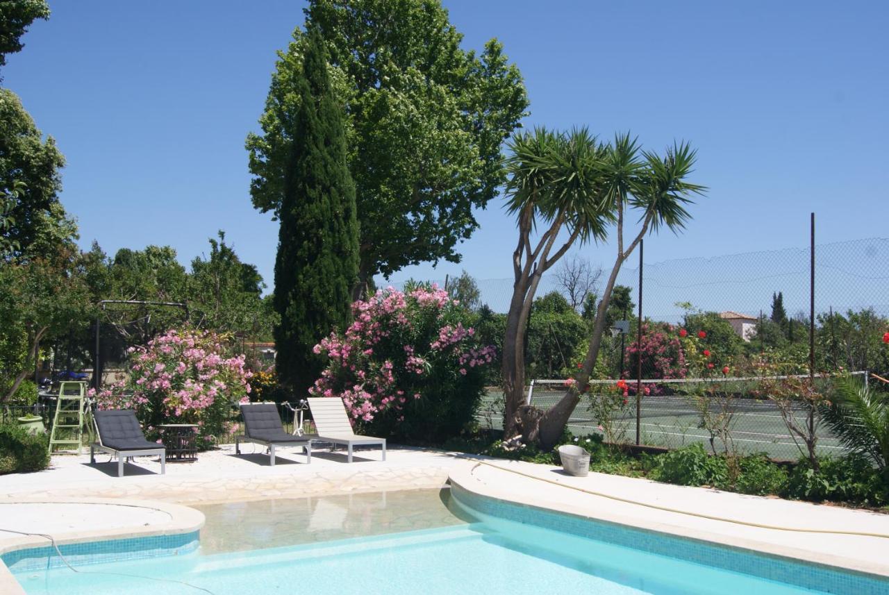 Le Bourguet Bed & Breakfast Solliès-Pont Екстериор снимка