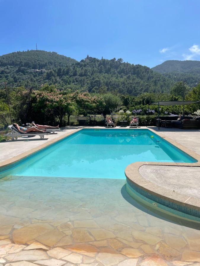 Le Bourguet Bed & Breakfast Solliès-Pont Екстериор снимка